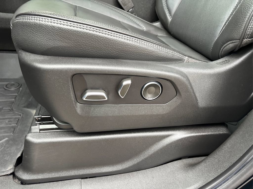 2021 Gmc Yukon Denali photo 40
