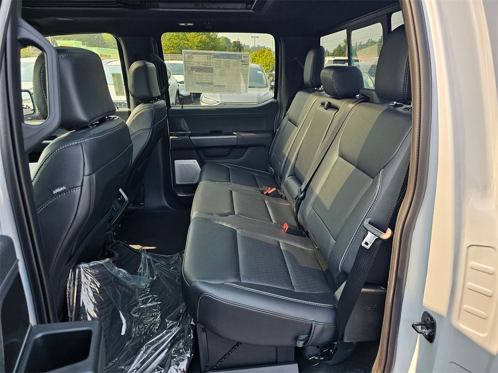 2025 Ford F-150 Lariat photo 17