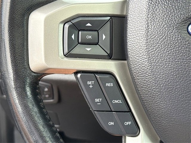 2021 Ford F-250 Lariat photo 19