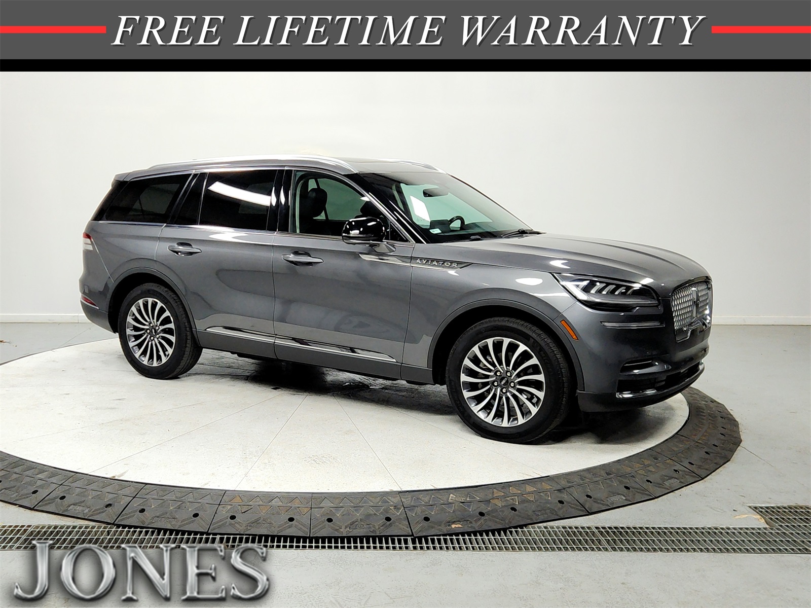 2023 Lincoln Aviator Reserve's photo