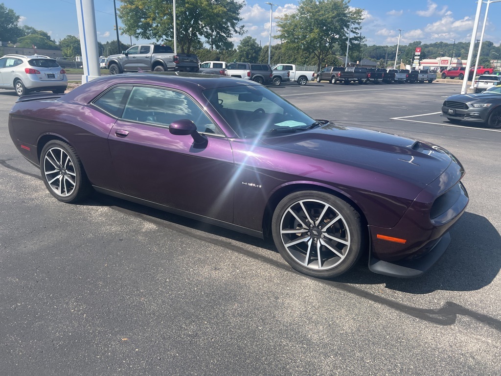 2021 Dodge Challenger R/T photo 3