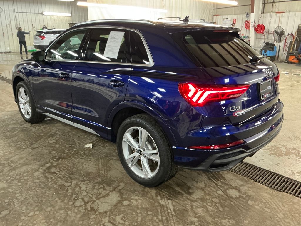 2024 Audi Q3 Premium Plus S line photo 3