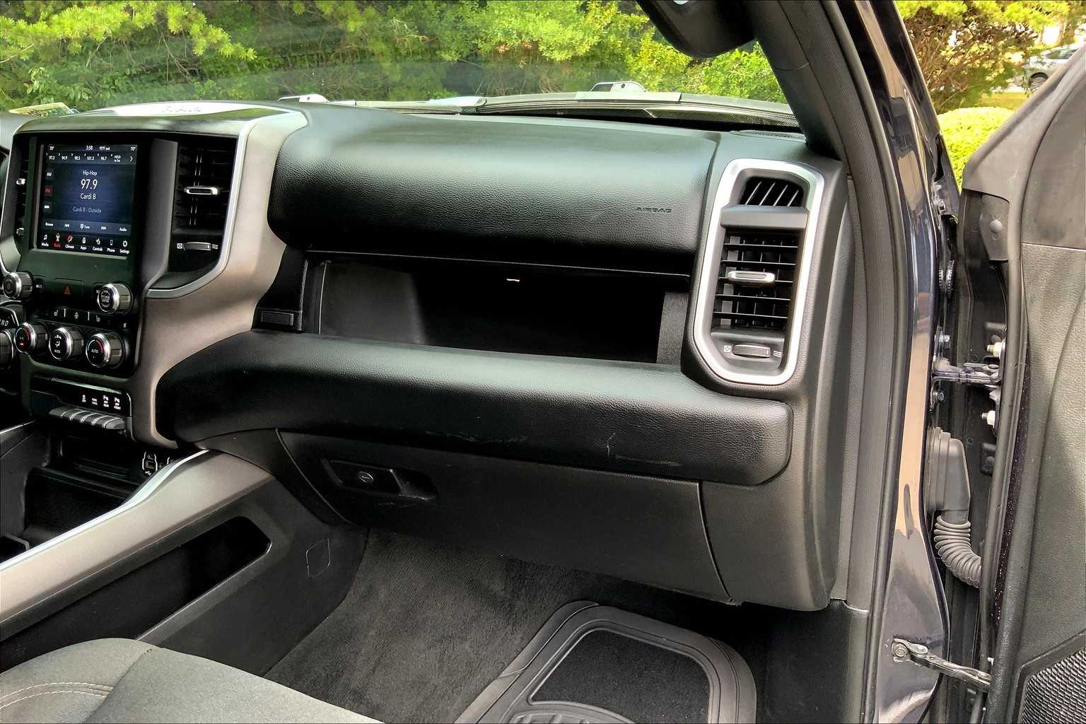 2021 Ram 1500 Big Horn photo 17