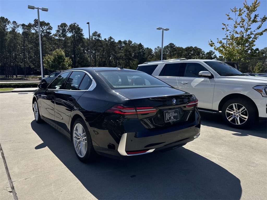 2024 Bmw 530i 5-Series photo 3