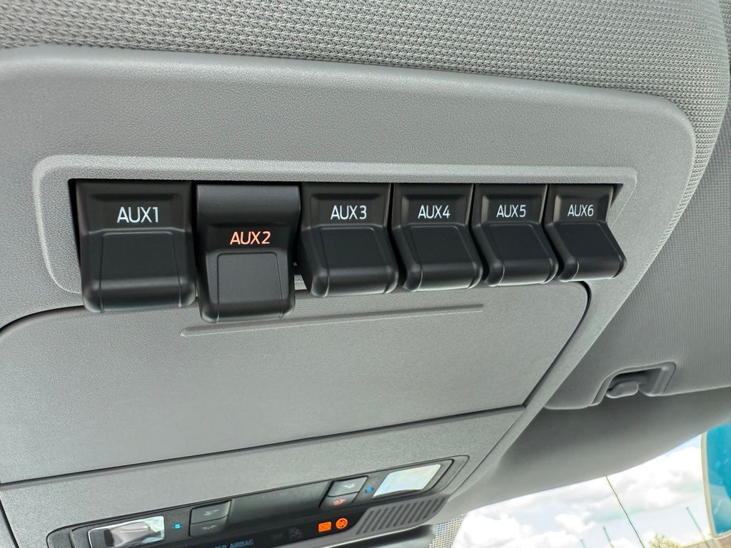 2026 Ford F-350 photo 26