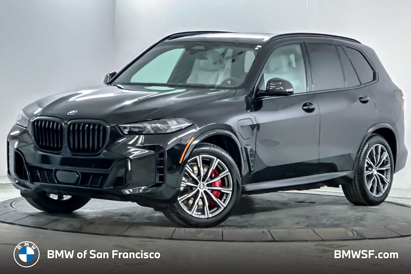 2026 BMW X5 50e's photo