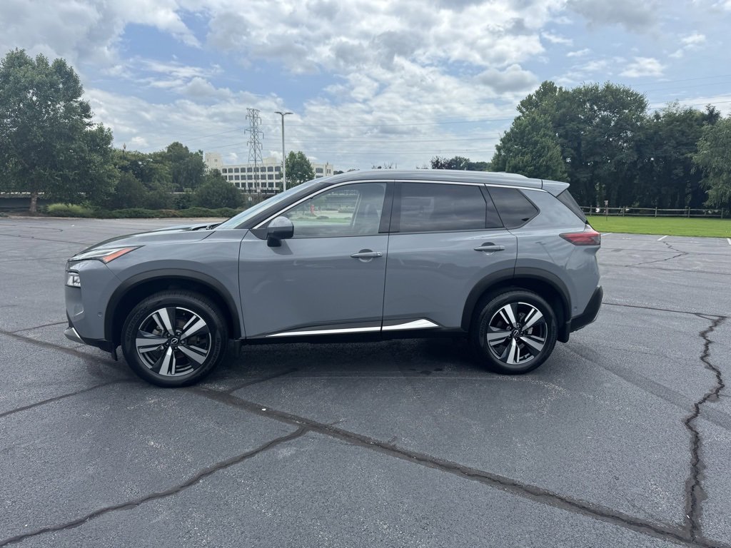2023 Nissan Rogue Platinum photo 4