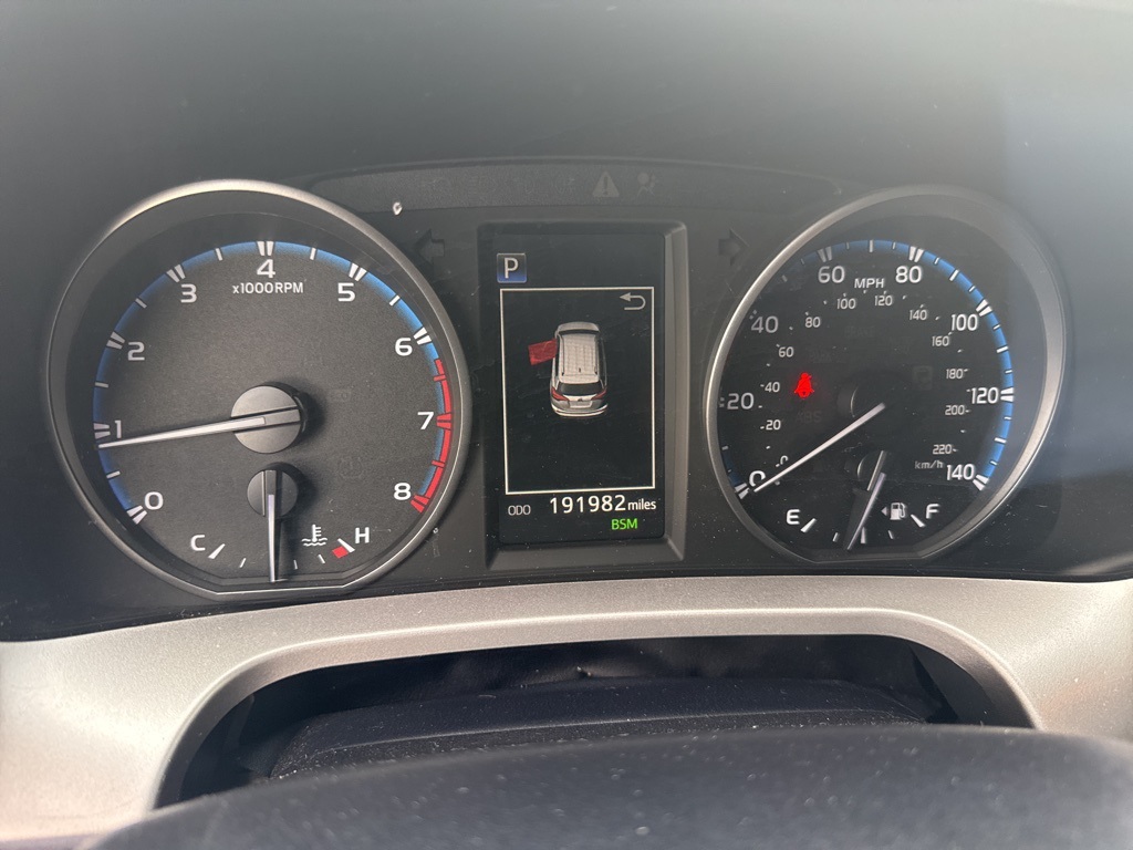 2018 Toyota RAV4 XLE photo 9