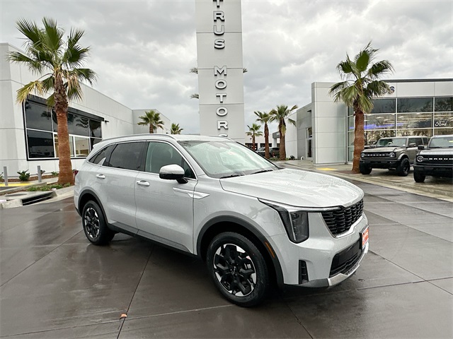 2026 Kia Sorento S's photo