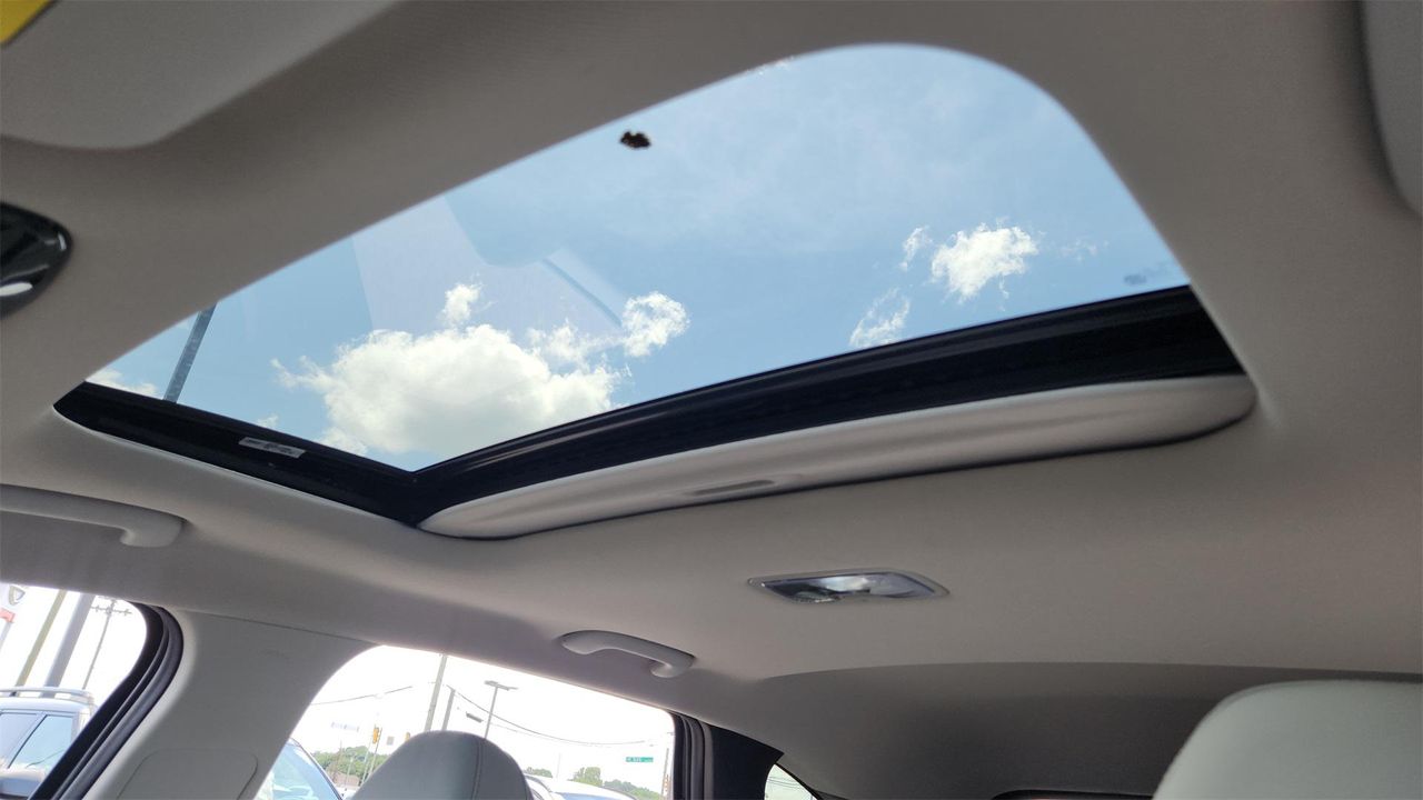 2025 Hyundai Tucson SEL Convenience photo 11
