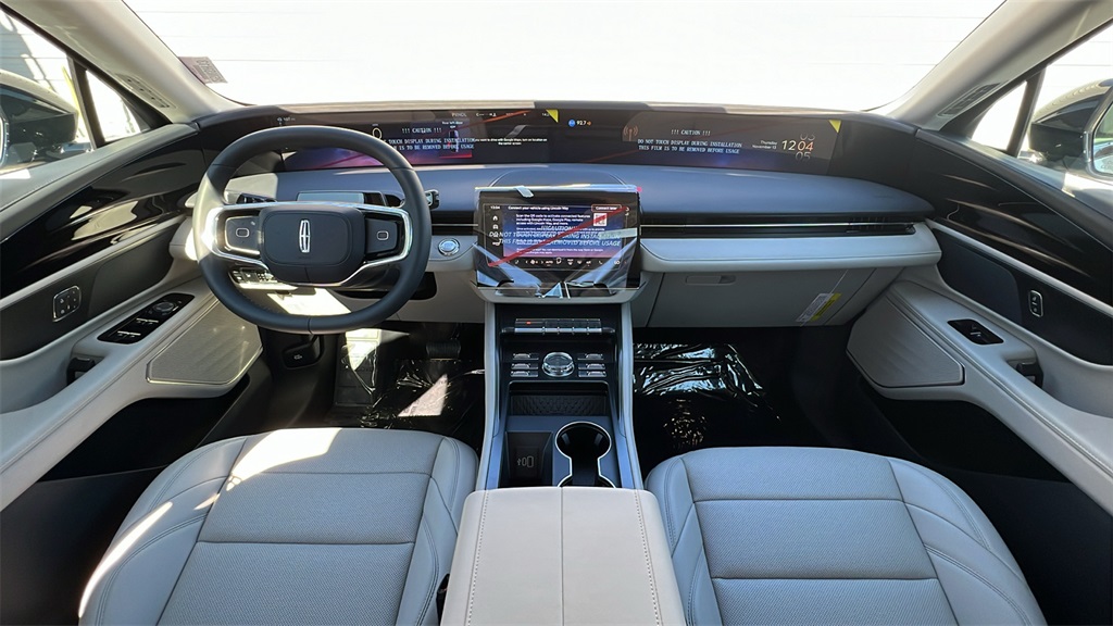 2026 Lincoln Nautilus Premiere photo 3