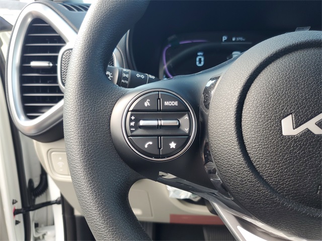 2025 Kia Soul LX S photo 16
