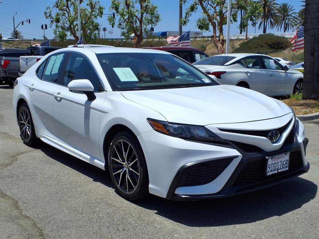 2023 Toyota Camry SE photo 26