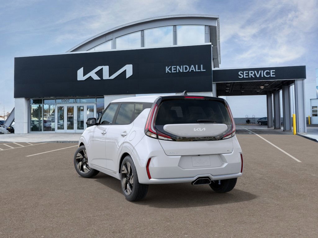 2025 Kia Soul GT-Line photo 2