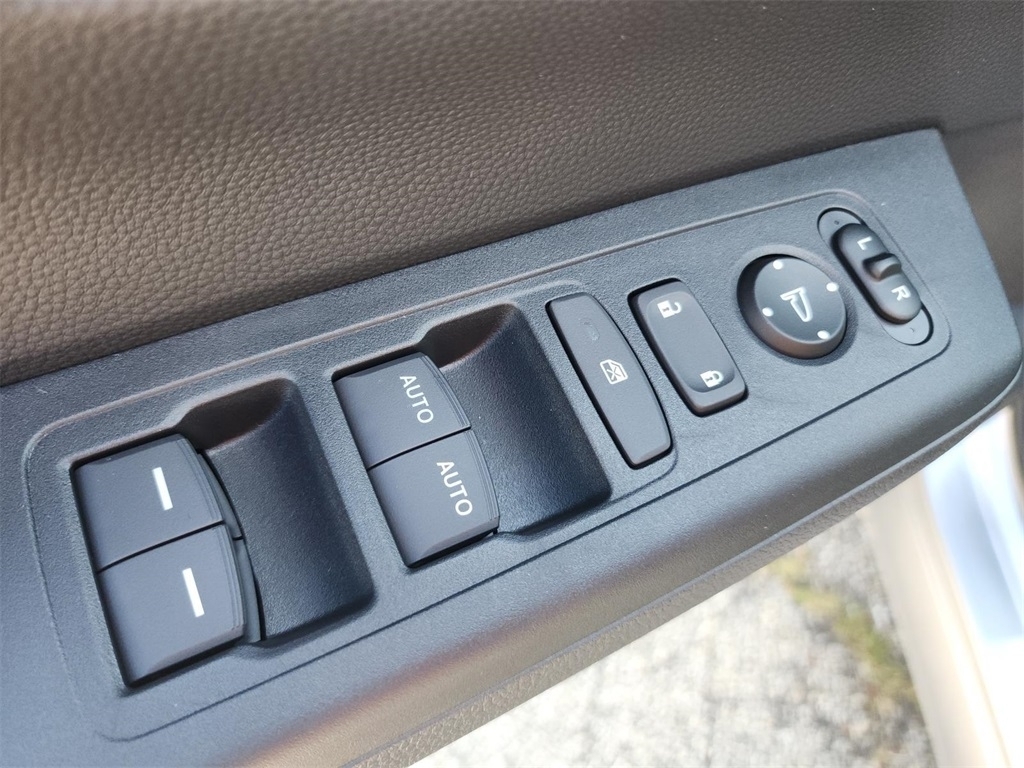 2026 Honda CR-V EX photo 28