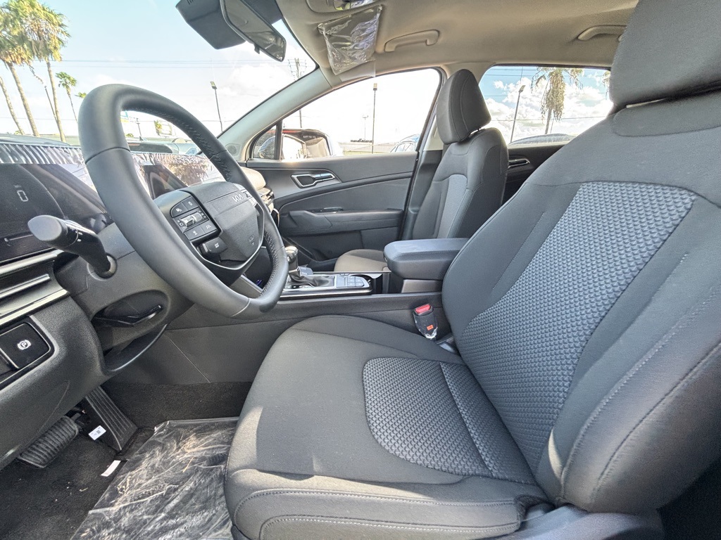 2026 Kia Sportage LX photo 16