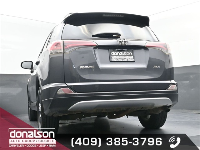 2018 Toyota RAV4 XLE photo 16
