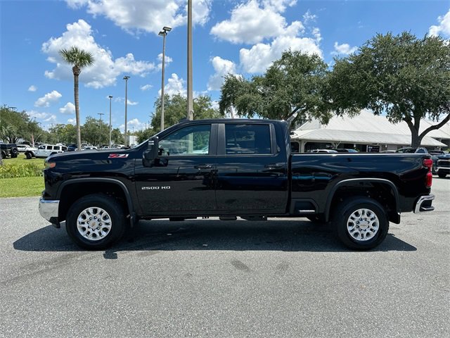 2025 Chevrolet Silverado 2500HD LT photo 13