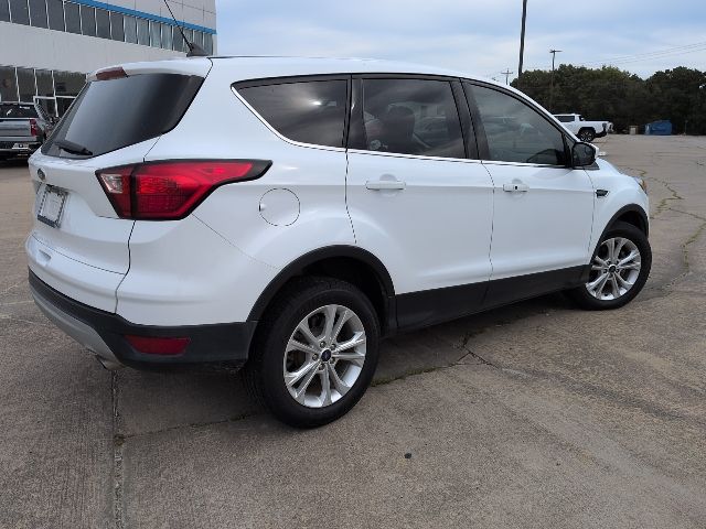 2019 Ford Escape SE photo 5