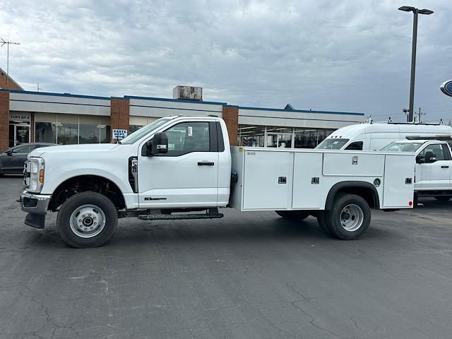 2024 Ford F-350 XL photo 3