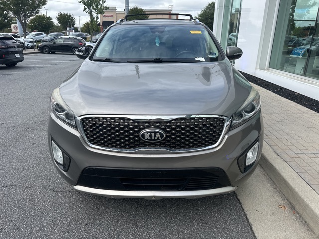 2017 Kia Sorento SX Limited photo 2