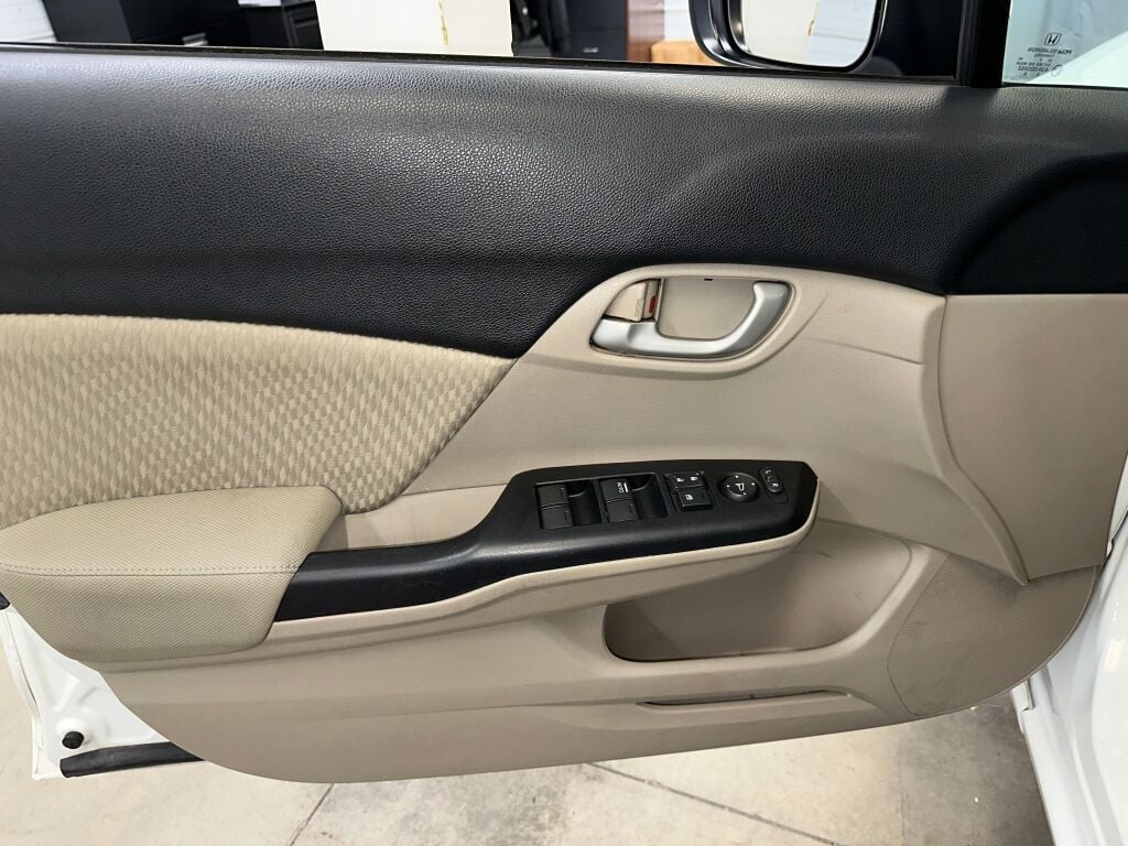 2015 Honda Civic SE photo 3