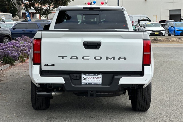 2025 Toyota Tacoma TRD Sport 4x4 Double Cab photo 5