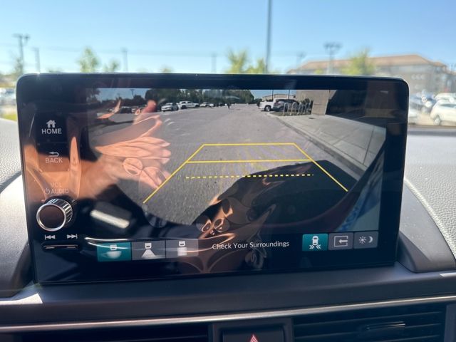 2025 Honda Pilot Touring photo 18