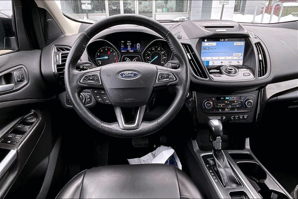 2017 Ford Escape Titanium photo 4