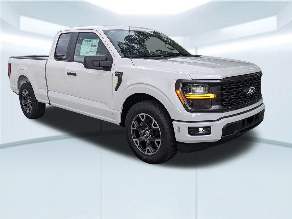 2025 Ford F-150 STX photo 4
