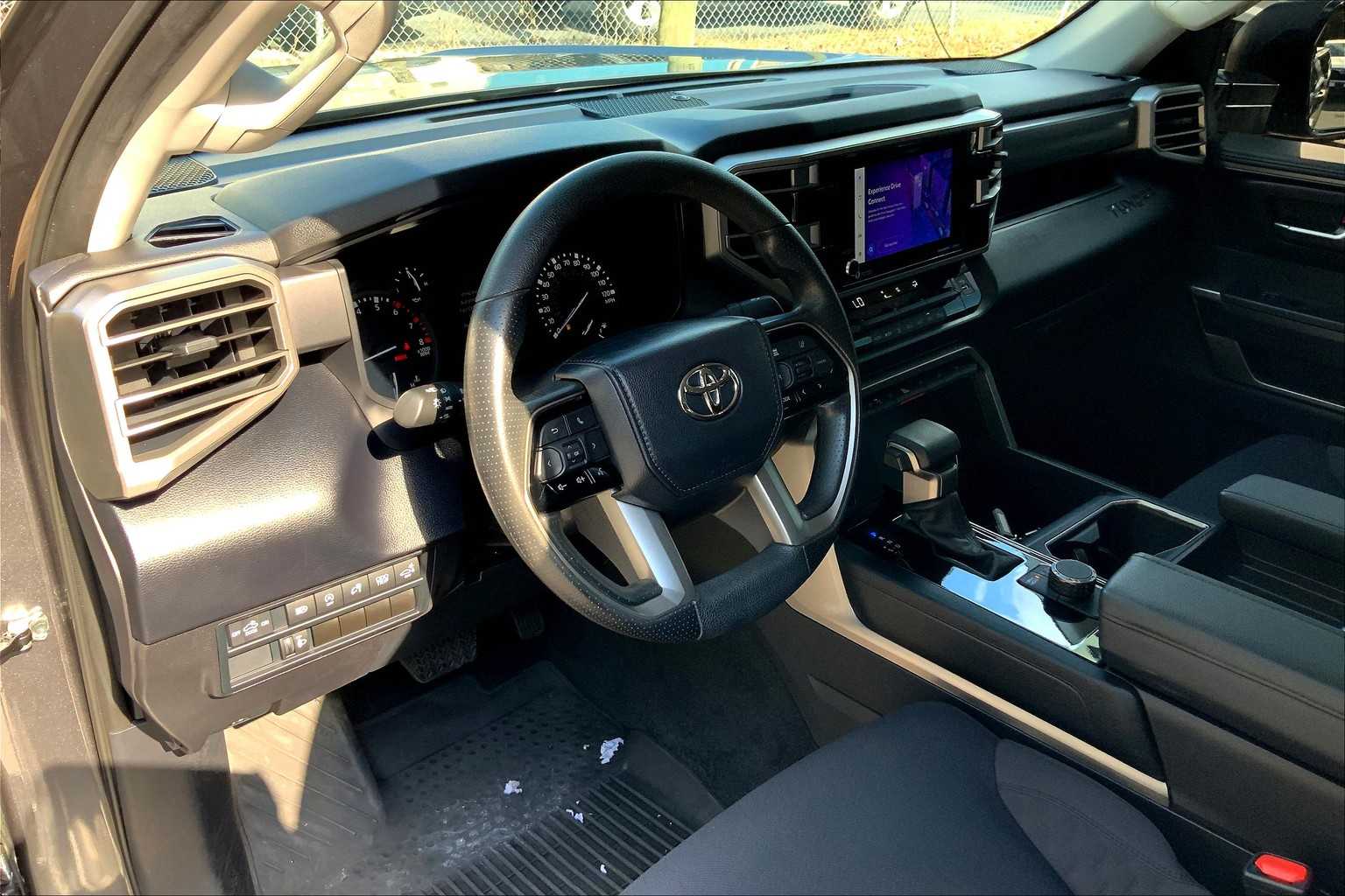 2024 Toyota Tundra SR5 Double Cab photo 15
