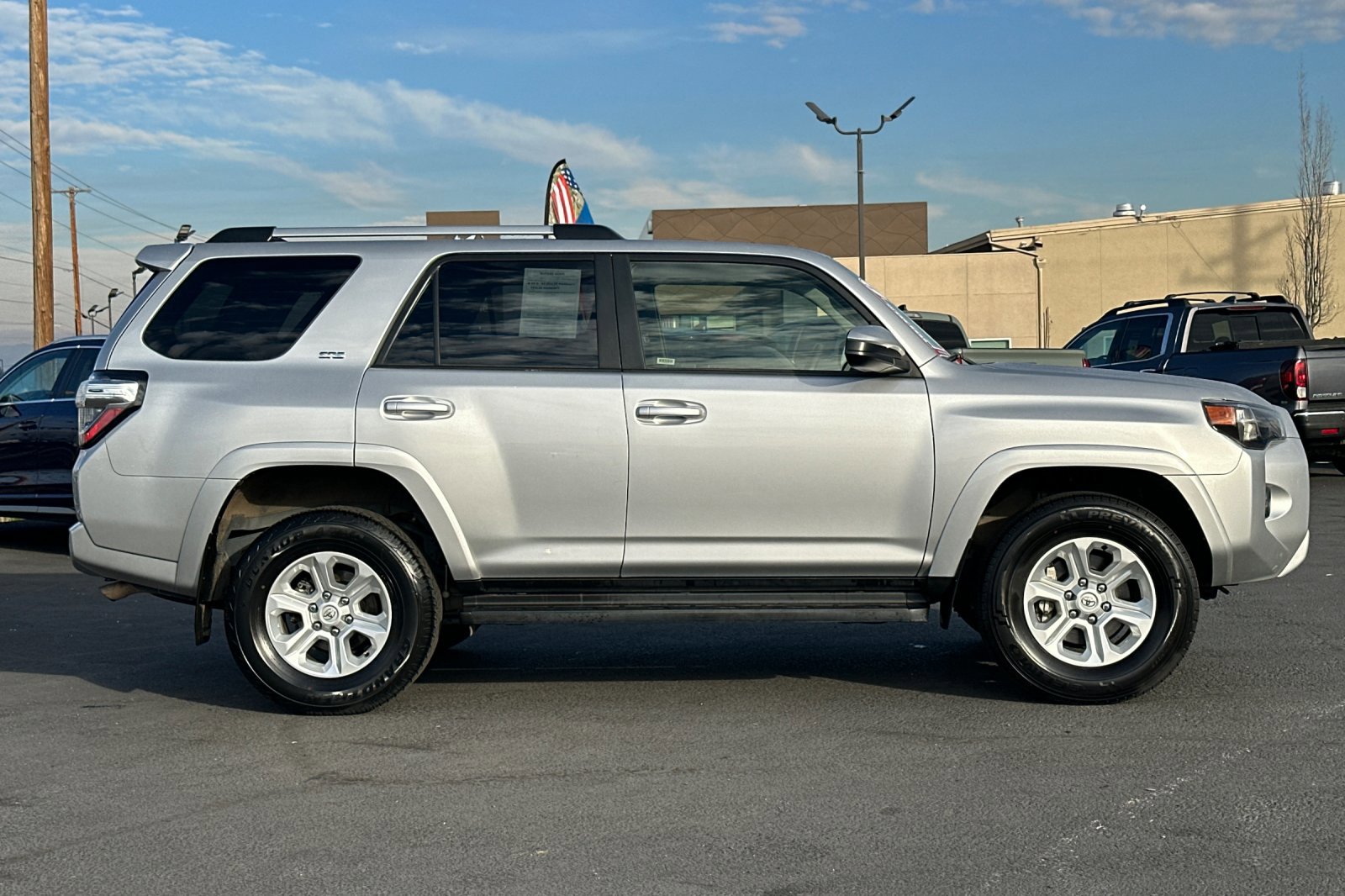 2024 Toyota 4Runner SR5 photo 3