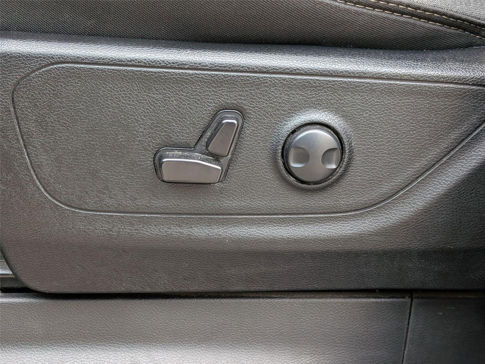 2023 Ram 1500 Big Horn photo 12