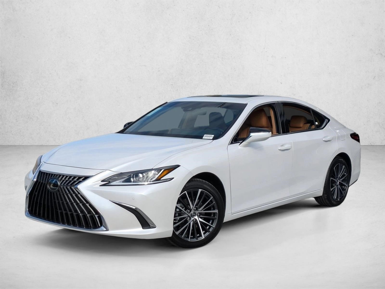 2025 Lexus ES 350's photo