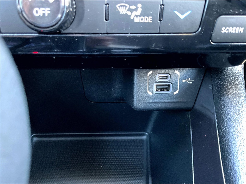 2022 Jeep Compass Latitude photo 24