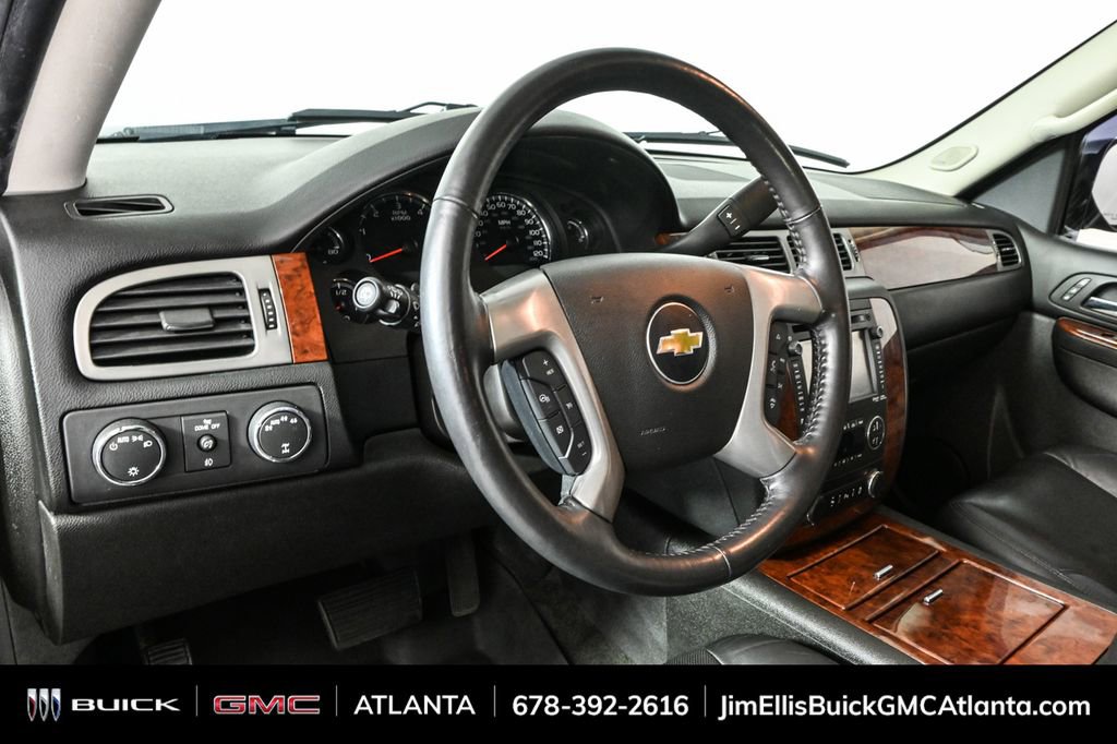 2013 Chevrolet Tahoe LTZ photo 4