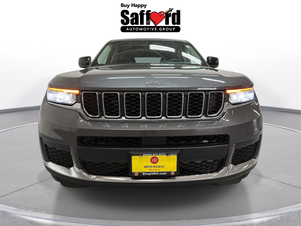 2023 Jeep Grand Cherokee Laredo photo 9