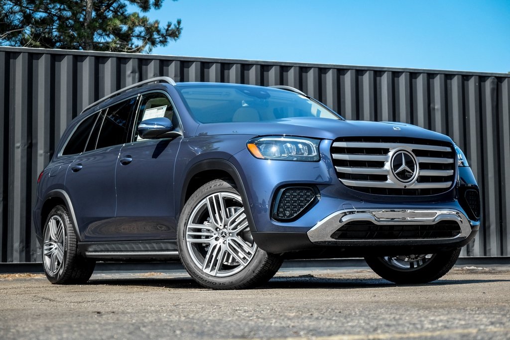2026 Mercedes-Benz GLS Base's photo