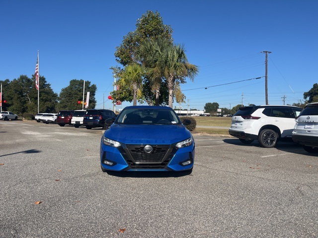 2021 Nissan Sentra SR photo 2