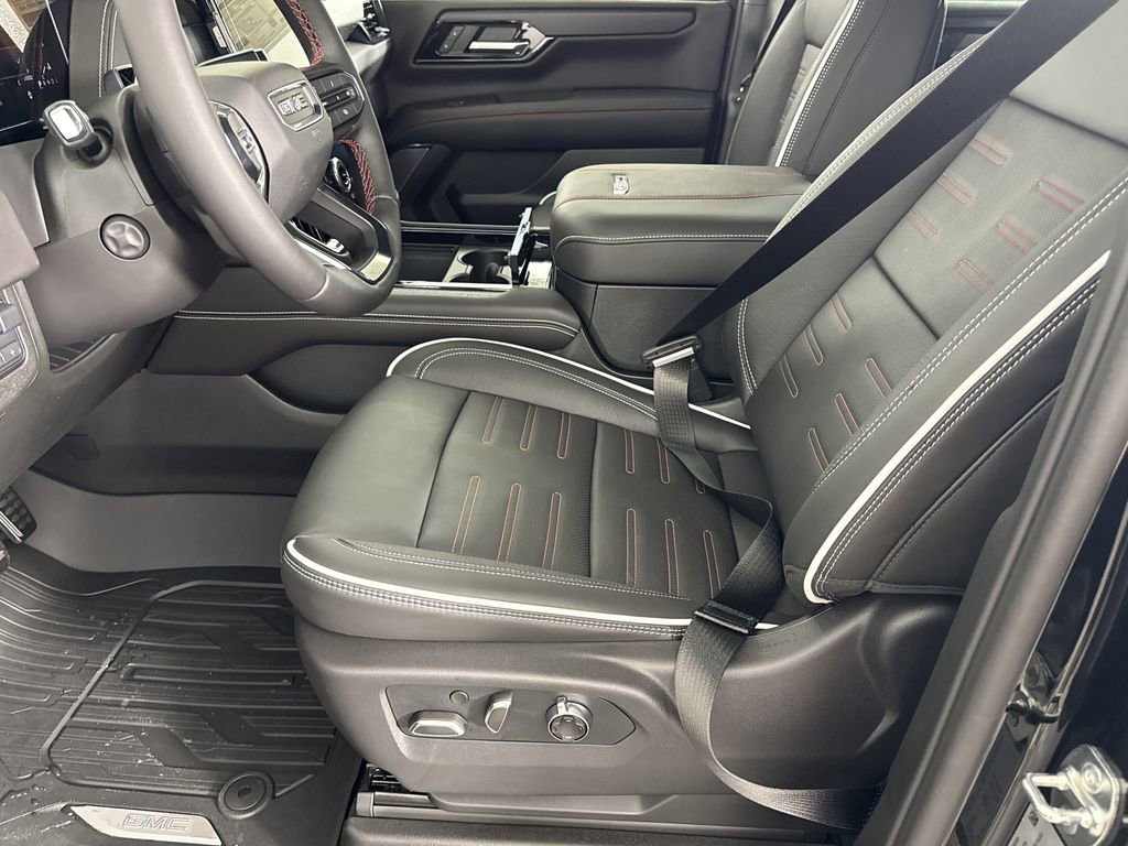 2025 Gmc Yukon AT4 Ultimate photo 8