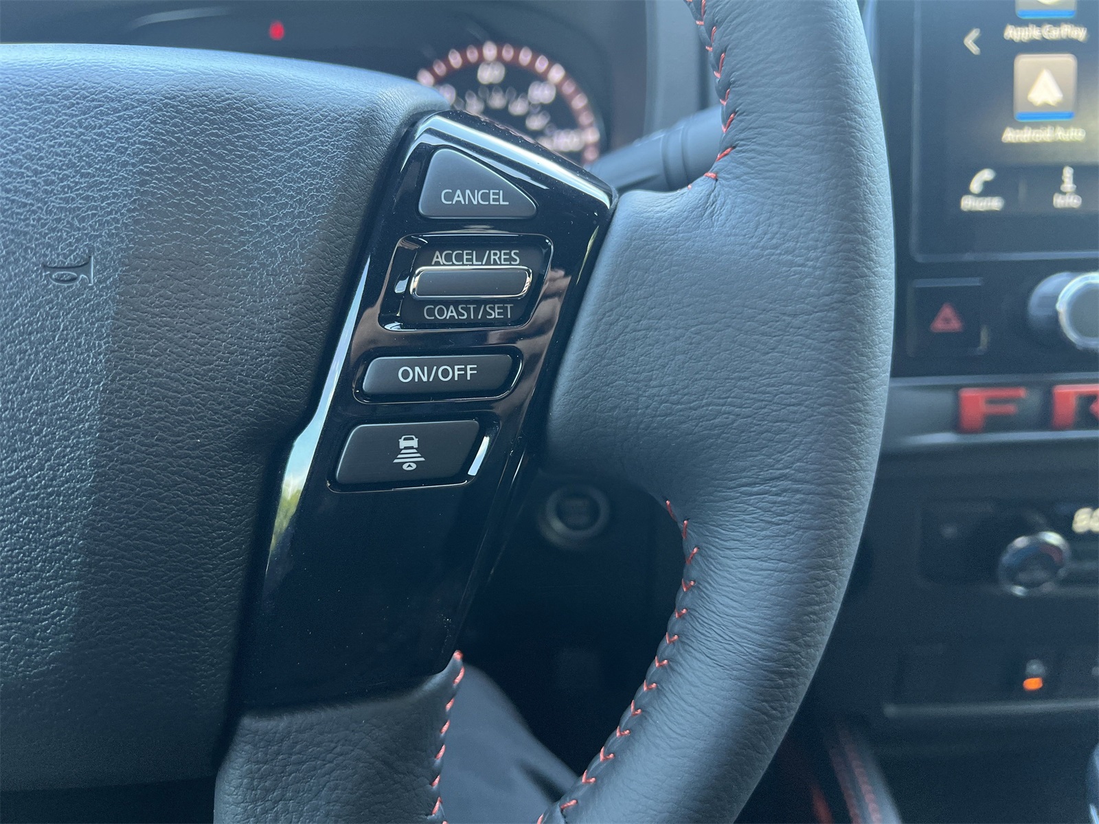 2025 Nissan Frontier PRO-X photo 14