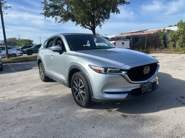 2017 Mazda CX-5 Grand Touring photo 3