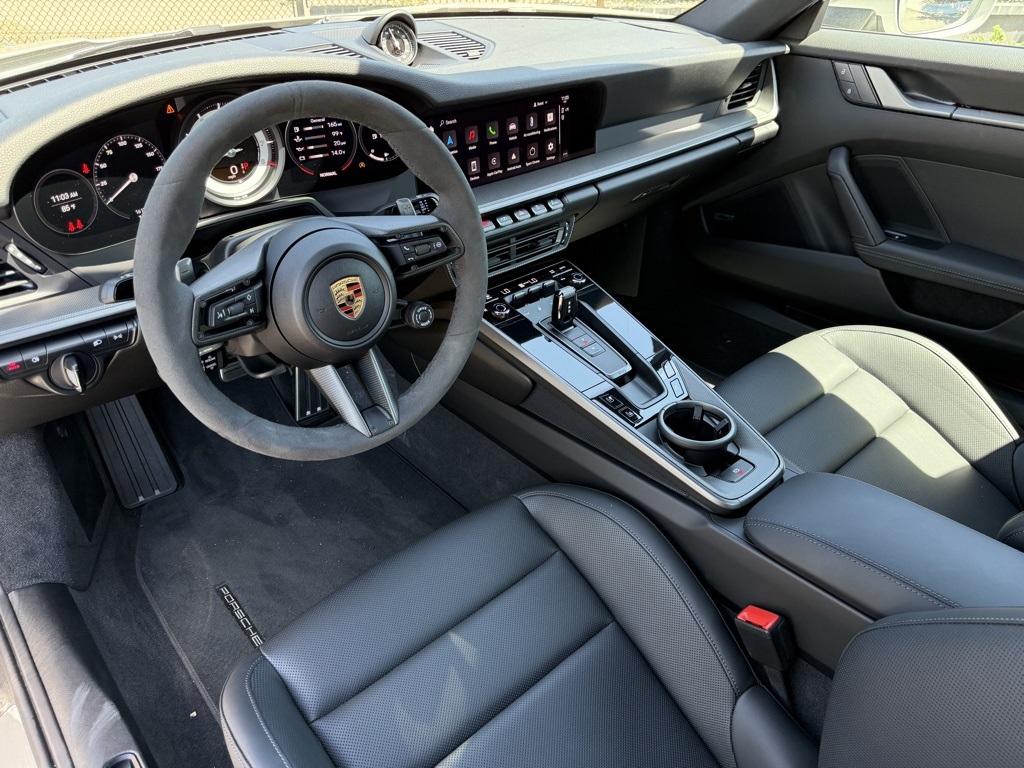 2024 Porsche 911 S photo 4