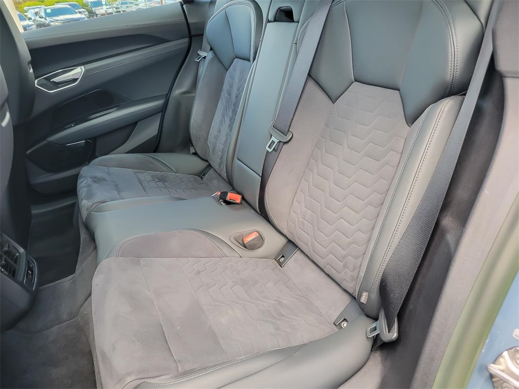 2023 AUDI E-TRON GT - Image 10