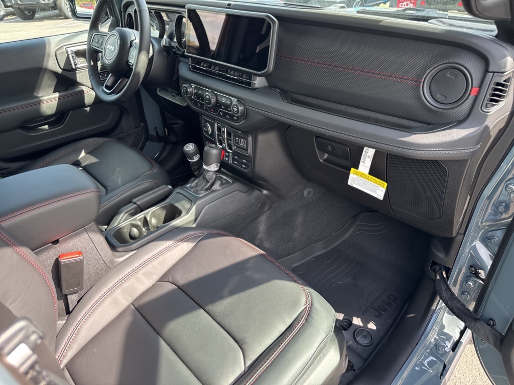 2025 Jeep Gladiator Rubicon photo 29