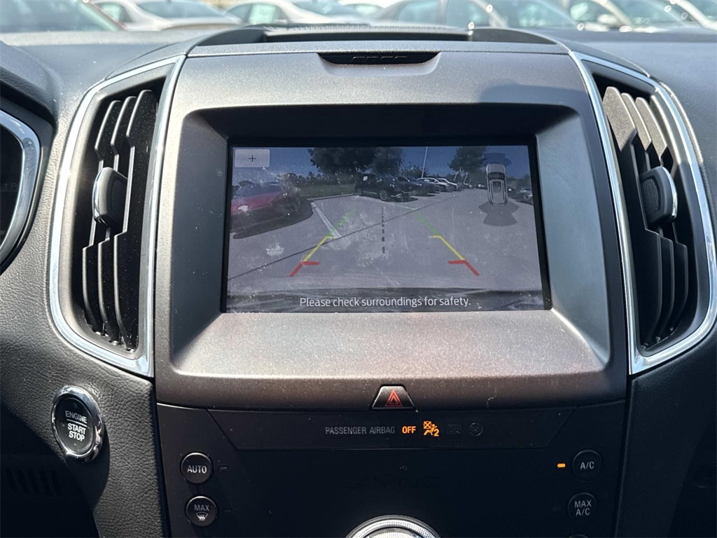 2020 Ford Edge Titanium photo 22