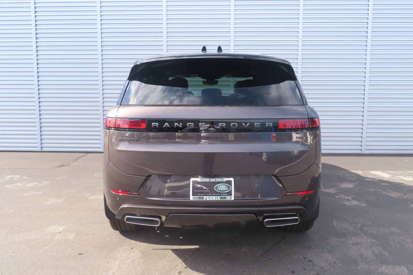 2024 Land Rover Range Rover Sport SE photo 9