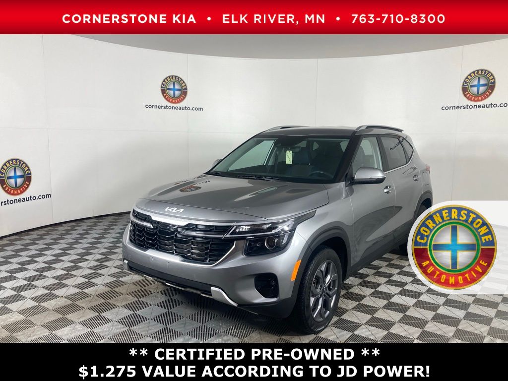 2024 Kia Seltos S's photo