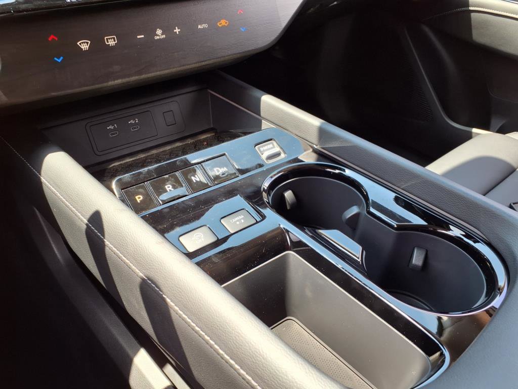2025 Nissan Murano SL photo 18