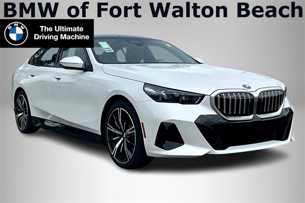2026 BMW 5 Series 550e's photo